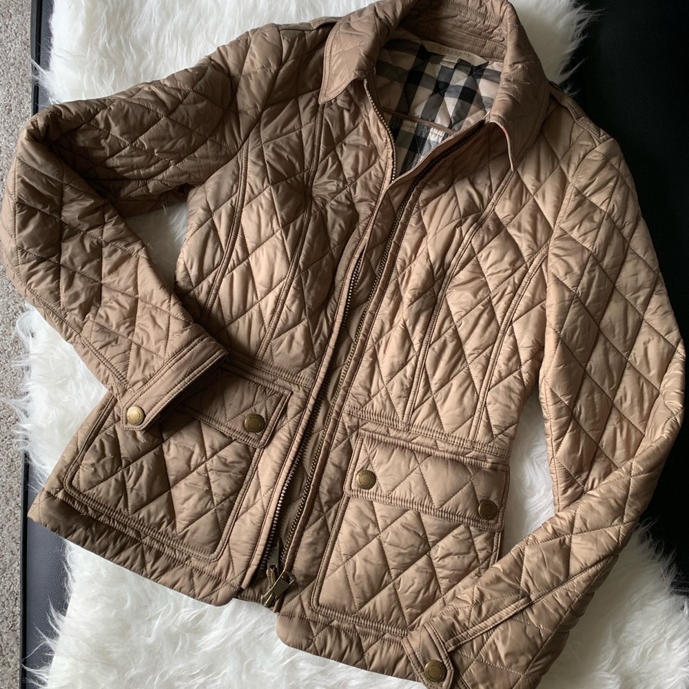 Authentic BURBERRY jacket in excellent condition